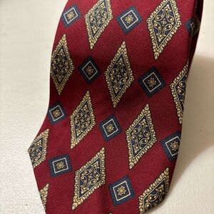 Brooks Brother Geometric Patterned Tie in Red and Blue Corpcore Officecore